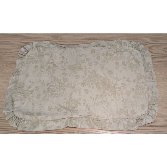 Bella‎ Notte Lillian accent throw pillow ruffled flange Winter White New - Picture 7 of 8